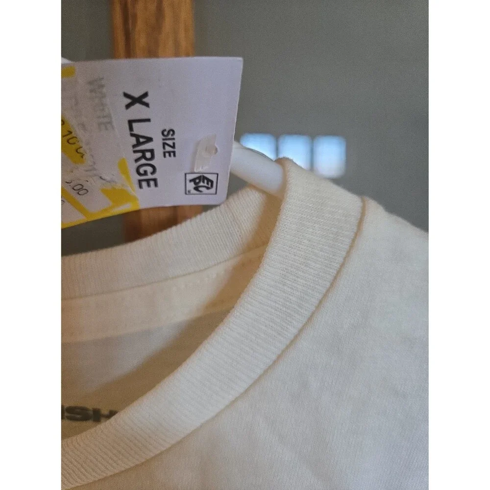 Billie Eilish Kids T Shirt Cream Graphic Print Short Sleeve Size xLarge Child